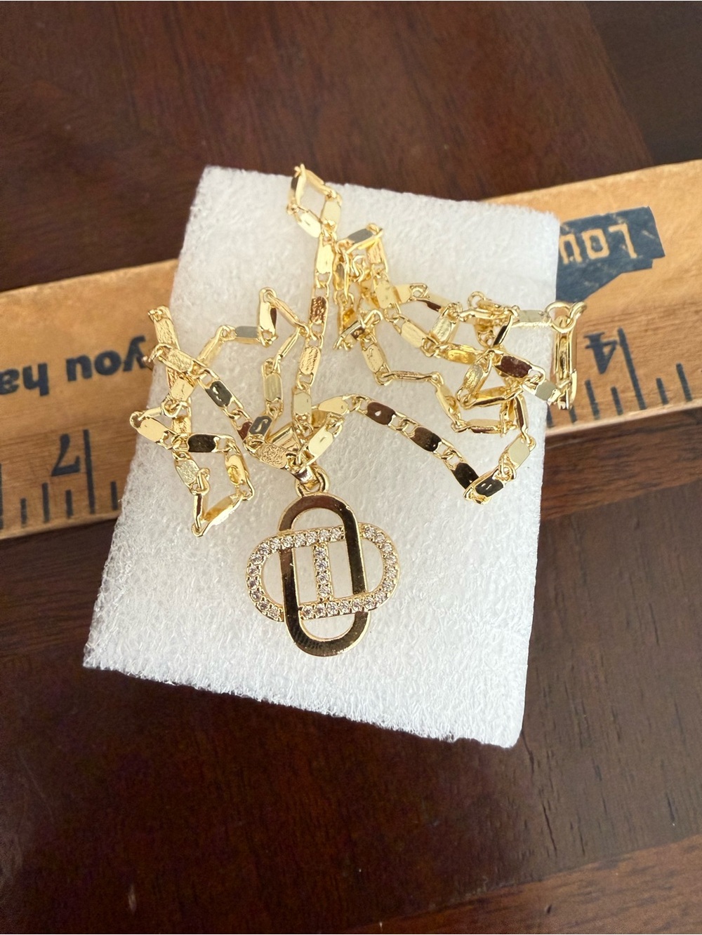 New no tag solid gold necklace